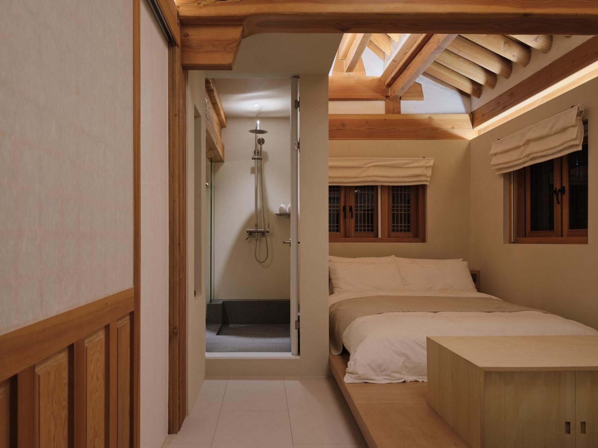 The Korean Traditional Hanok In Downtown Seoul For Convenient Public Transportation - Seoul Ari Eksteriør bilde