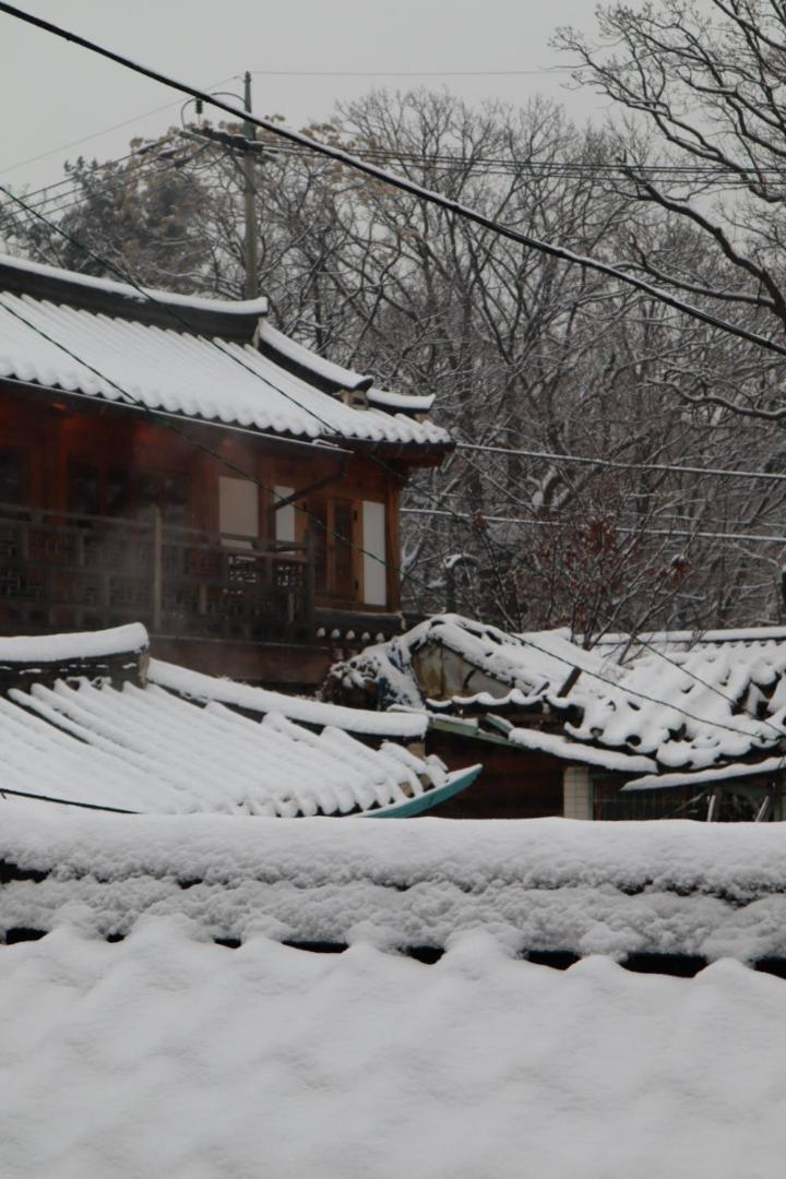 The Korean Traditional Hanok In Downtown Seoul For Convenient Public Transportation - Seoul Ari Eksteriør bilde